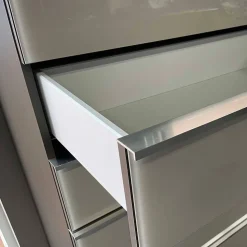 75 cm breite Hochkommode mit Glasfront - Korcula