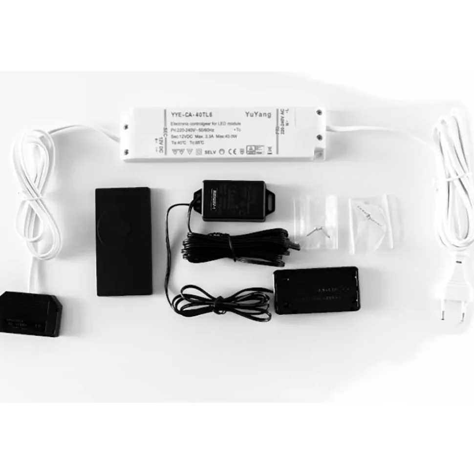 Anbauwand in Weiß mit Wildeiche - Varzino (dreiteilig)