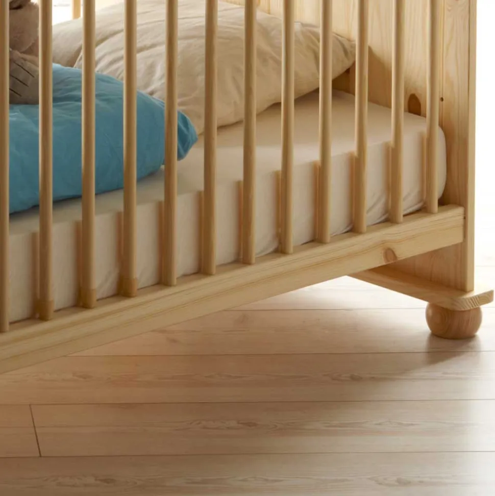 Babybett Cilian aus Kiefer Massivholz
