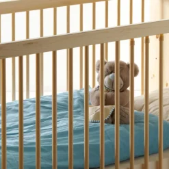 Babybett Cilian aus Kiefer Massivholz