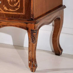 Barocke Kommode mit 3 Schubladen Agosto in Nussbaum