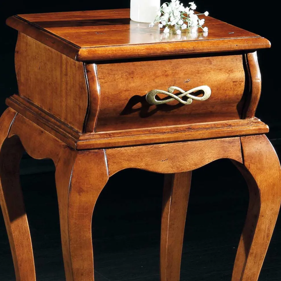 Beistelltisch mit Schublade in Nussbaumfarben - Motiz