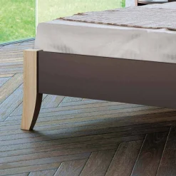 Bett Ternin in Braun Stahl