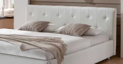 Bettgestell Maika aus Kunstleder