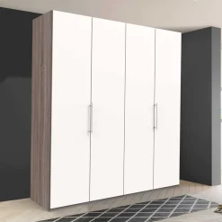 Breiter Schlafzimmerschrank mit weißen Falttüren - Tivierto