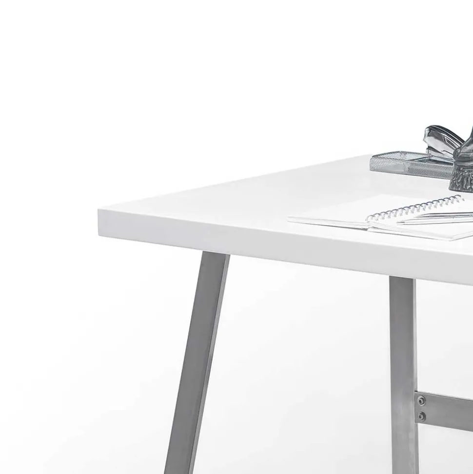 Bürotisch Camona mit Kabeldurchlass