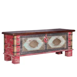 Charakterstarke Holztruhe mit Metallgriffen - Agacina