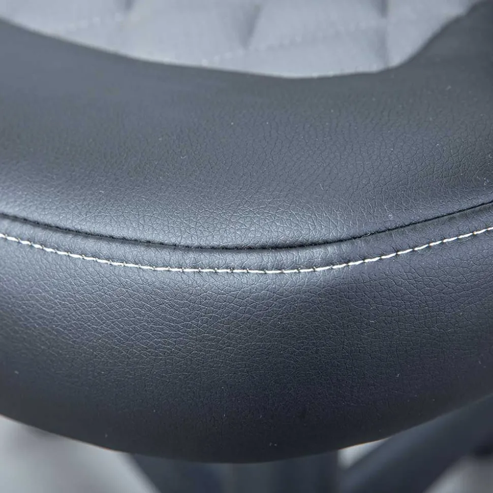 Computerstuhl mit Rautensteppung - Imresla