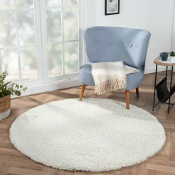 Cremefarbener Teppich mit hohem Flor - Vacance