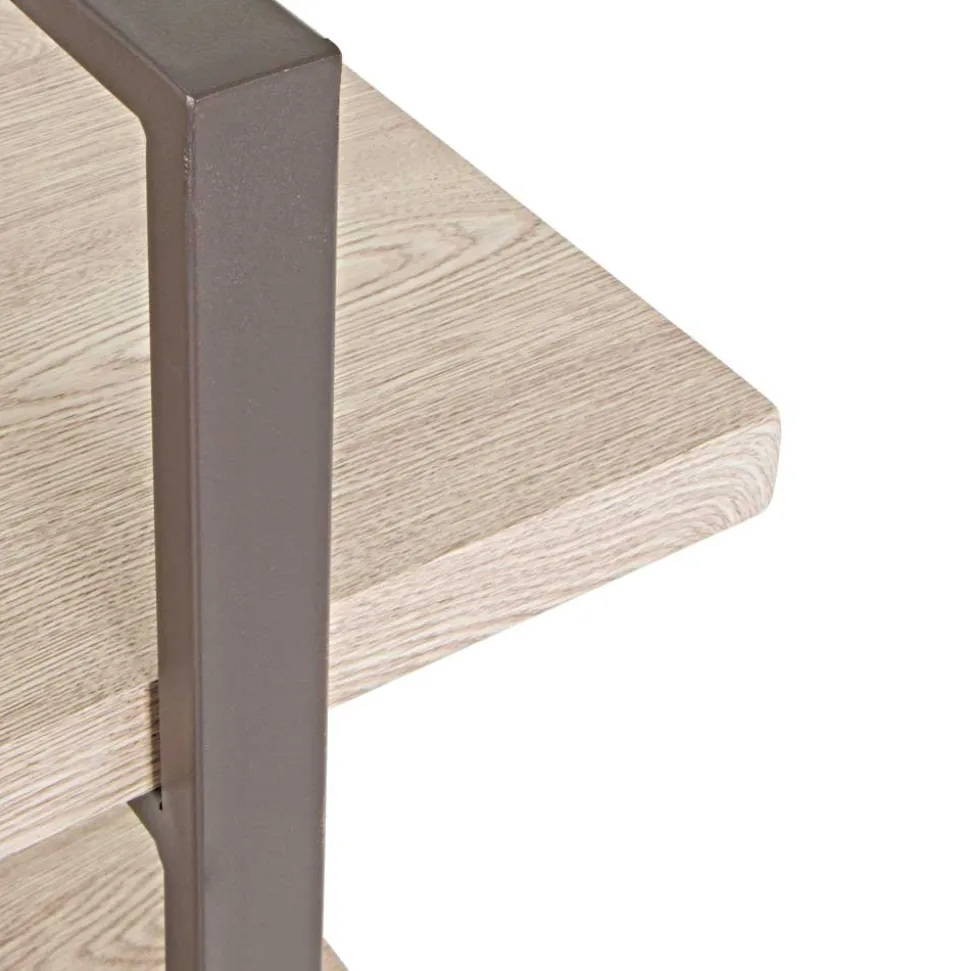 Design Regal Miss aus Stahl