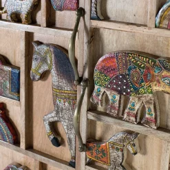 Design Schrank mit Tier Dekor - Widama