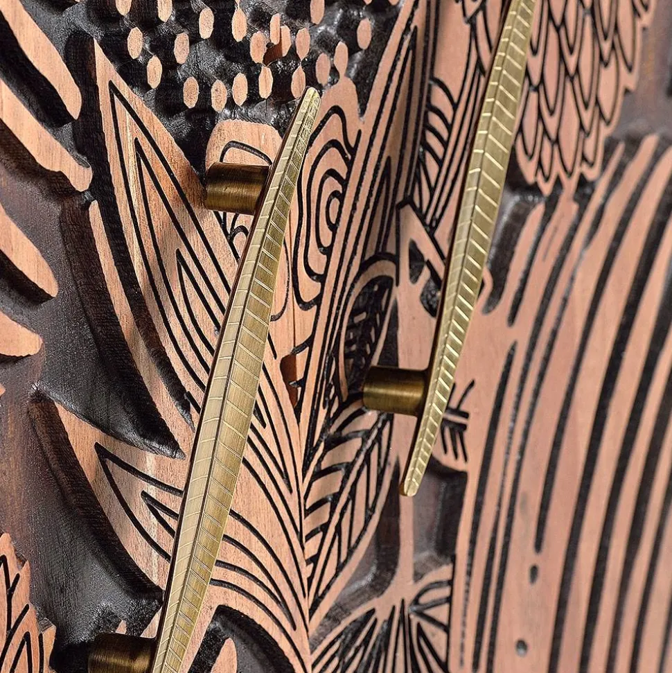 Design Sideboard mit Schnitzerei und Lack - Marcel