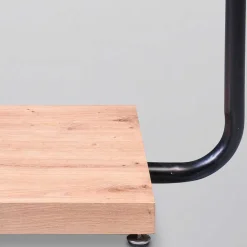 Design Standgarderobe in Schwarz mit Wildeiche - Veneziana