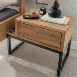 Design-Nachttisch aus Wildeiche Massivholz - Sangre