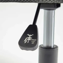 Drehbarer Schreibtischstuhl mit Armlehnen in Grau - Vindo