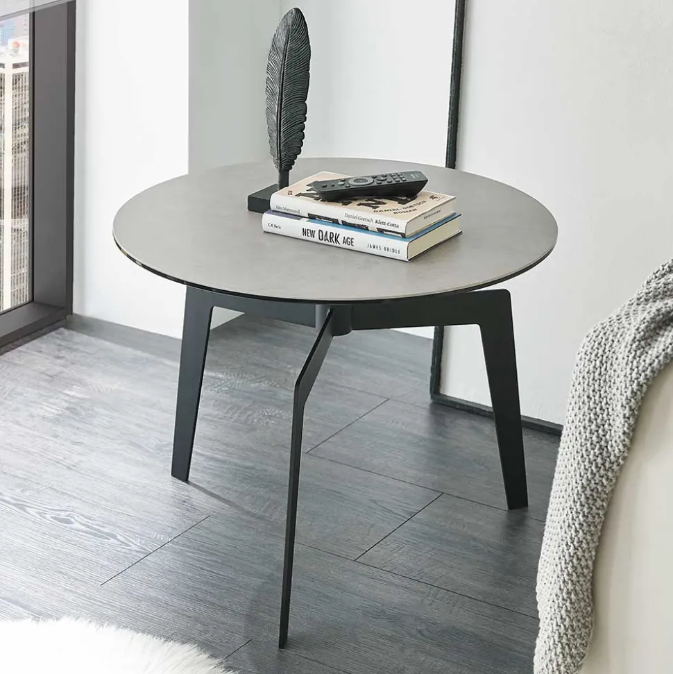 Dunkler Couchtisch mit Dreifußgestell - Deway