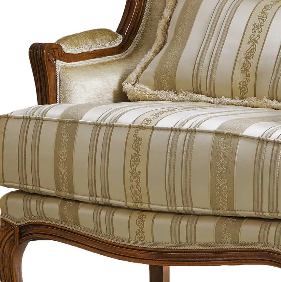 Edler Ohrensessel in Beige und Cremefarben - Hulmane