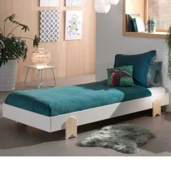 Einzelne Stapelliege in Weiß & Kiefer - Flair