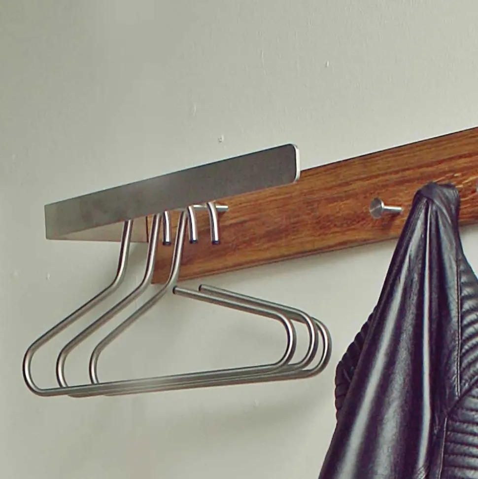 Elegante Hängegarderobe aus Eichenholz - Skowera