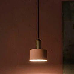 Elegante Hängeleuchte in Rosa & Messing - Ivona