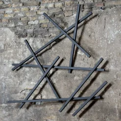 Extravagante Wandgarderobe in Schwarz - Volkma