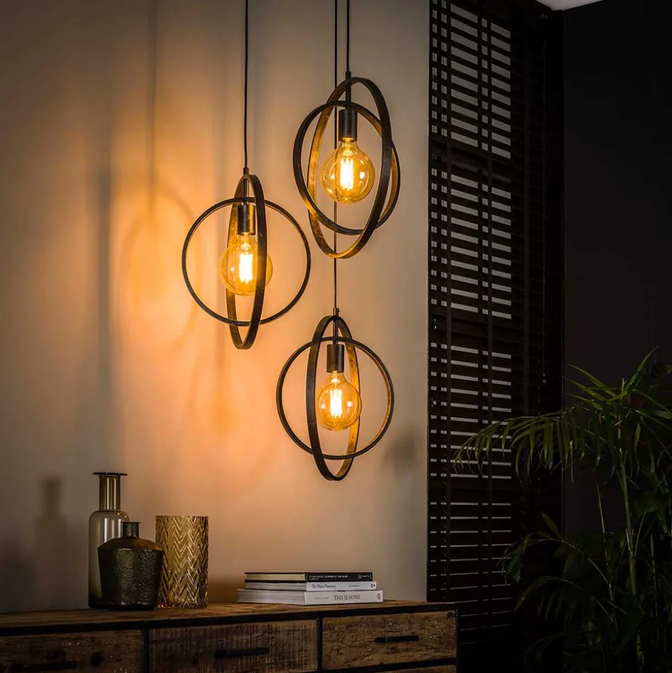 Gestufte Hängeleuchte für drei Leuchtmittel - Capinera