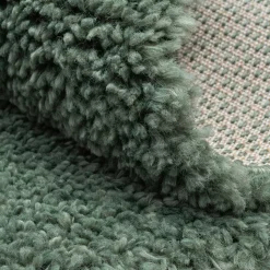 Grüner Teppich mit 4 cm Hochflor - Pereza