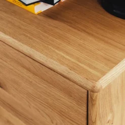 Großes Highboard mit Metall Bügelgestell - Flacona