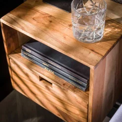 Hängende Nachtkommoden aus Akazie - Materra (2er Set)