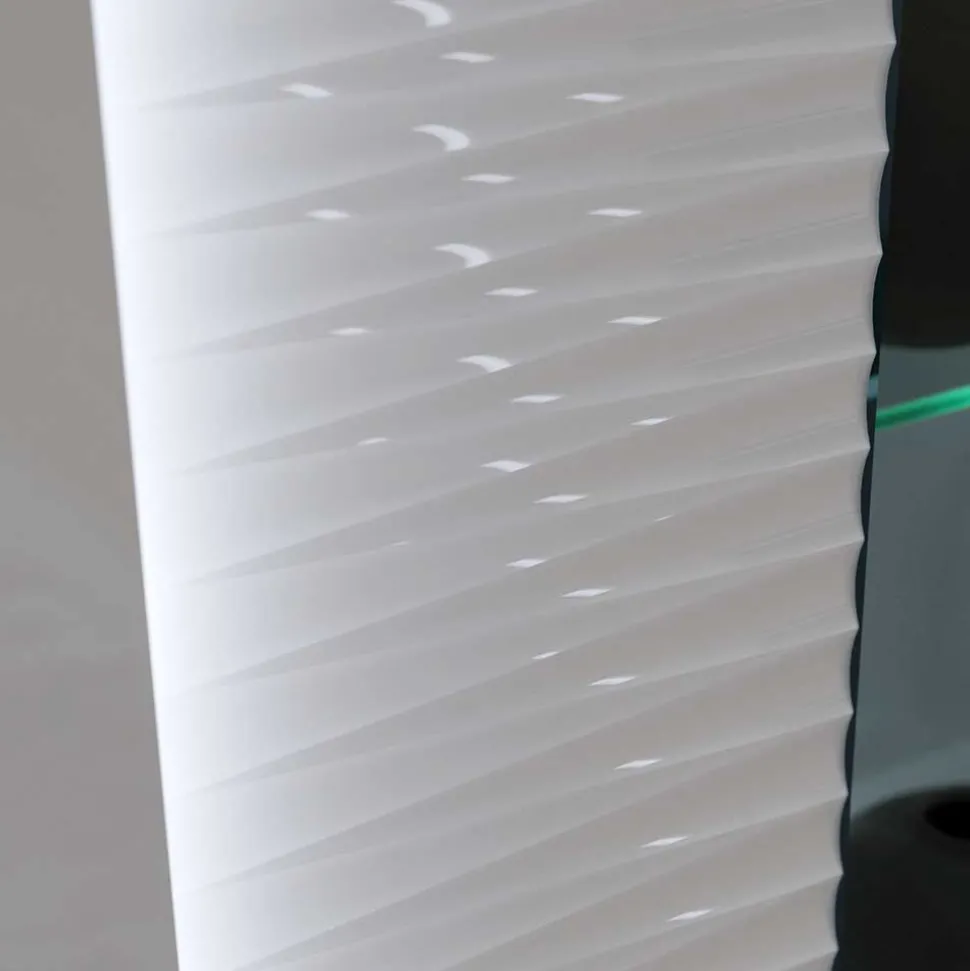 Hochglanz Vitrine mit LED in Weiß - Gomata