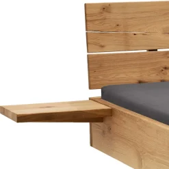 Holzbett in Schwebeoptik aus Wildeiche - Moby (dreiteilig)