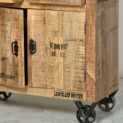 Holzvitrine Indri auf Rollen