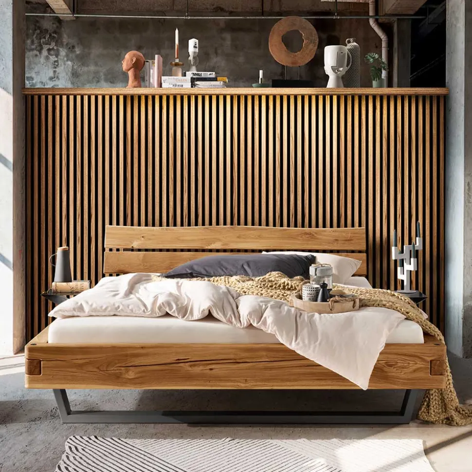 Industrial Balkenbett mit Metallkufen - Magie