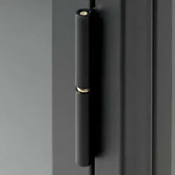 Industrial Vitrine aus Metall in Schwarz - Sitra