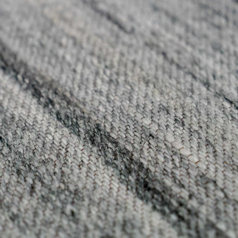 Jacquard Teppich mit feinem Streifen-Muster - Ines