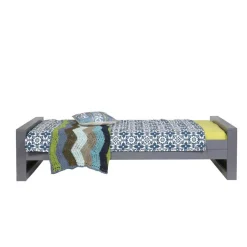 Jugendbett Menkroa aus Kiefer Massivholz