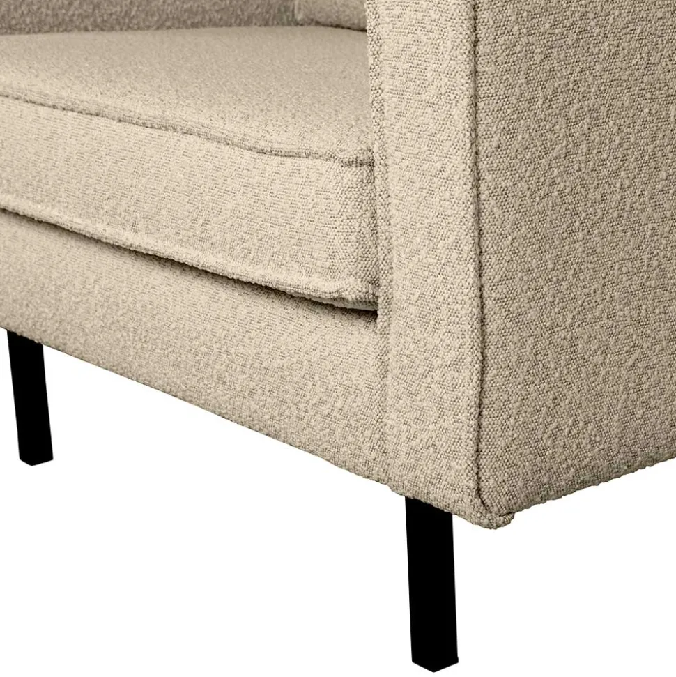 Kantiger Sessel aus Boucle in Beige - Glamoure