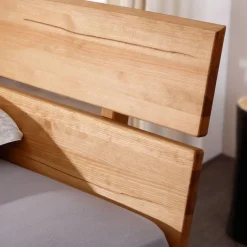 Kiefernholz Balkenbett in Eichefarben - Kalastania