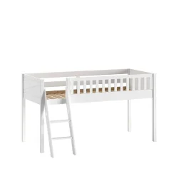 Kinderzimmer Hochbett mit schräger Leiter - Diagos