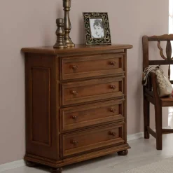 Klassisch gestaltete Hochkommode in Walnussfarben - Manicos