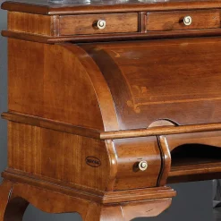 Klassischer Sekretär in Nussbaumfarben - Motiz