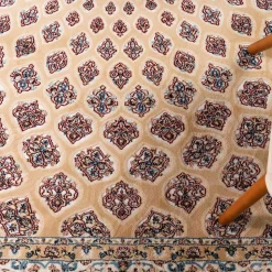 Klassischer Teppich in Hellbraun & Creme & Mehrfarbig - Dortina