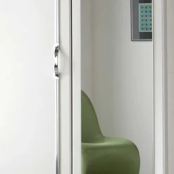 Kleiderschrank mit Spiegel in Weiß & Chrom - Miracella