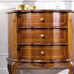 Kommode in Nussbaum Dentro italienischer Stil