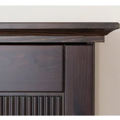 Kompakter Kleiderschrank im Modern-Country-Style - Nauizia