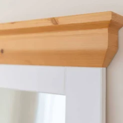 Landhaus Wandspiegel mit Kiefernholz Rahmen - Saluts