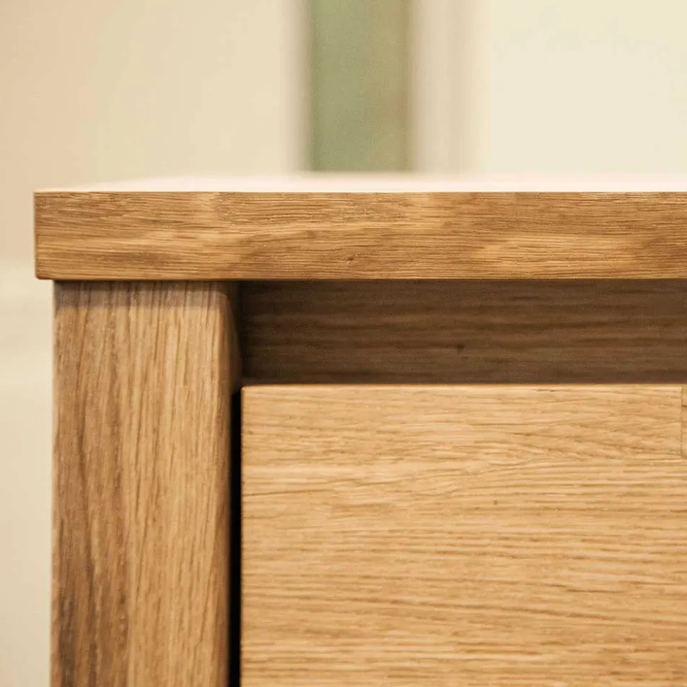 Massivholz Nachtkommode Nadalia aus Wildeiche geölt
