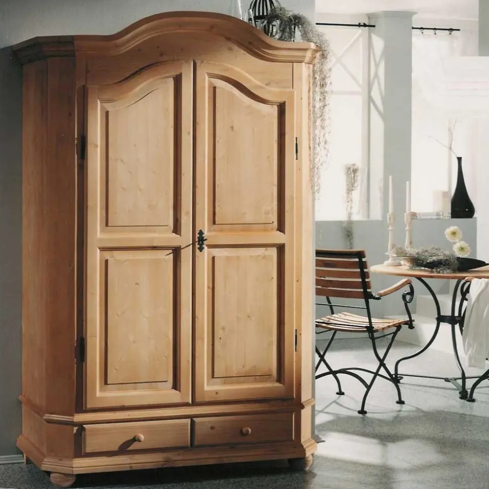 Massivholzschrank Dahara aus Fichte