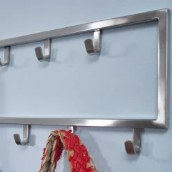 Minimalistische Wandgarderobe mit 15 Kleiderhaken - Mialan