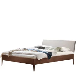 Nussbaum Doppelbett mit Stoff Kopfteil - Filippo